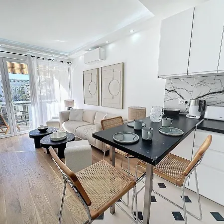 Centre Derriere Le Martinez Apartment *